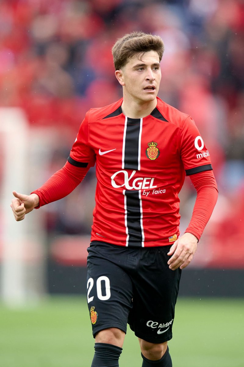 FCB World tweet media