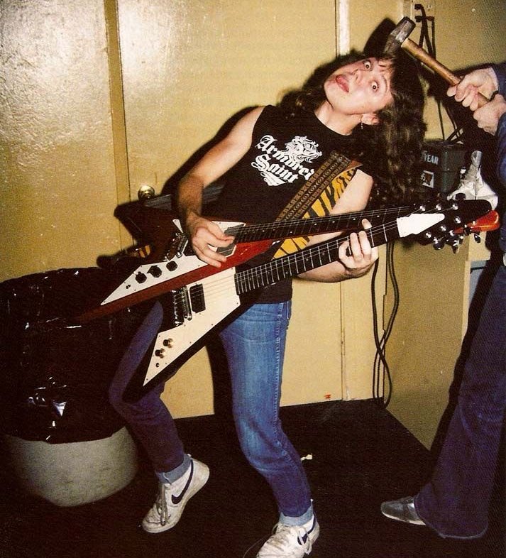 MetalliMania's tweet photo. silly - ☄️ https://t.co/vswEvRnWUt
