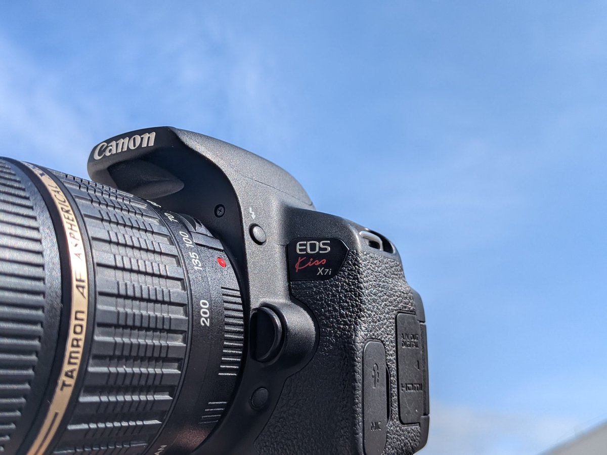 東山📸 tweet media