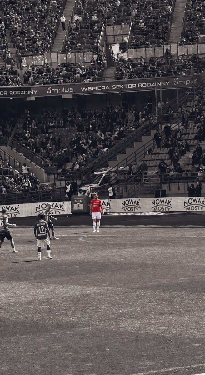 Jacek Rollauer tweet media