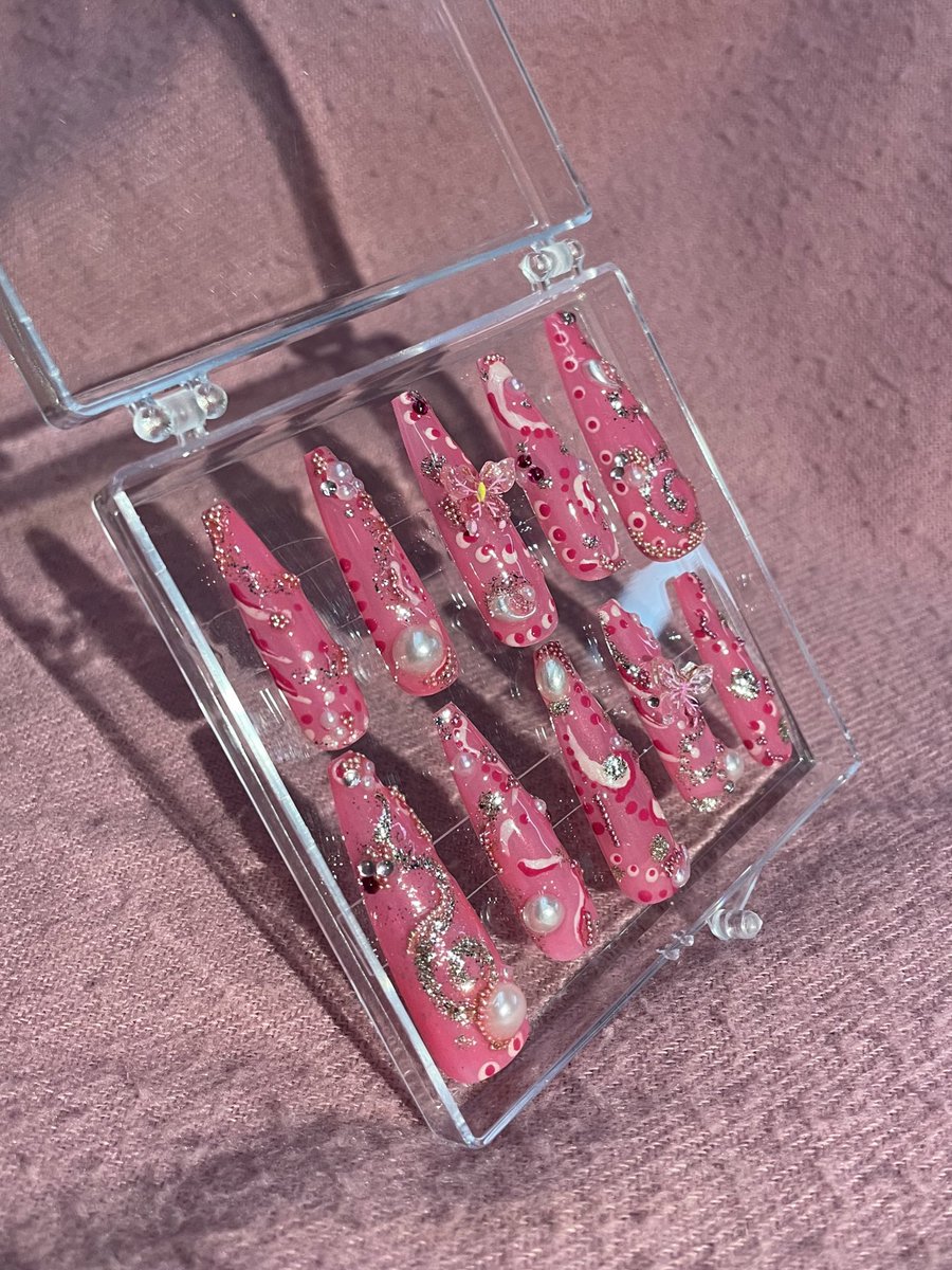 bimbo sexy ☆ tweet media