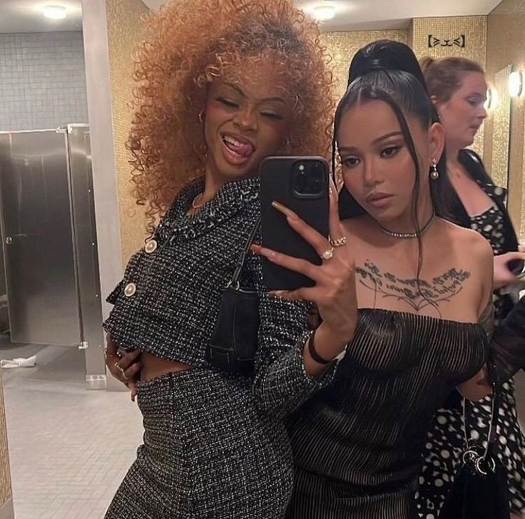 𓄂 ℬᎯЅᏆℰᏆ 【≽ܫ≼】 tweet media