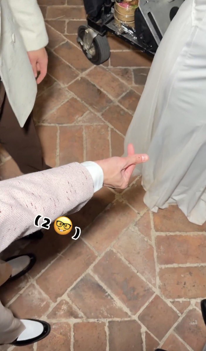 ยัยสองเข้ากองงงด้วยยย วันนี้สู้ ๆ นะค้าบบบ

Your Third Q10

#ที่สามของเธอQ10

— ☆彡 #ohmkrit <a href="/ohmkrit/">ohmkrit</a>