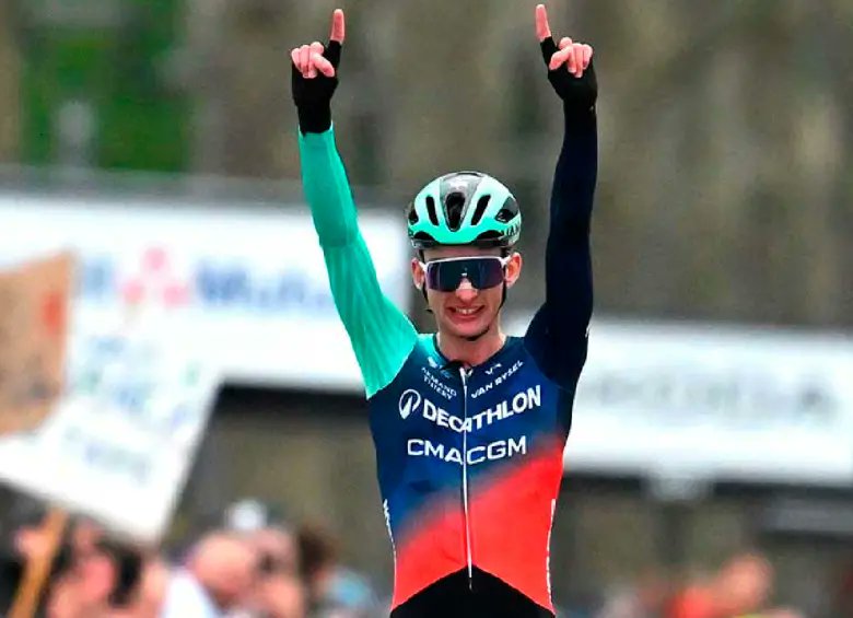 Alex Datos tweet media