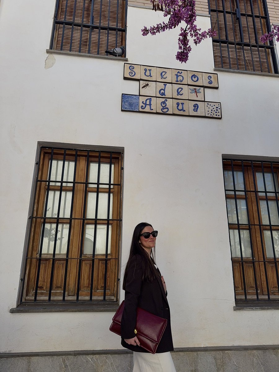 emmmmzb's tweet photo. mucha alhambra y no de la fresquita (que también) https://t.co/ALSkvgpdyu