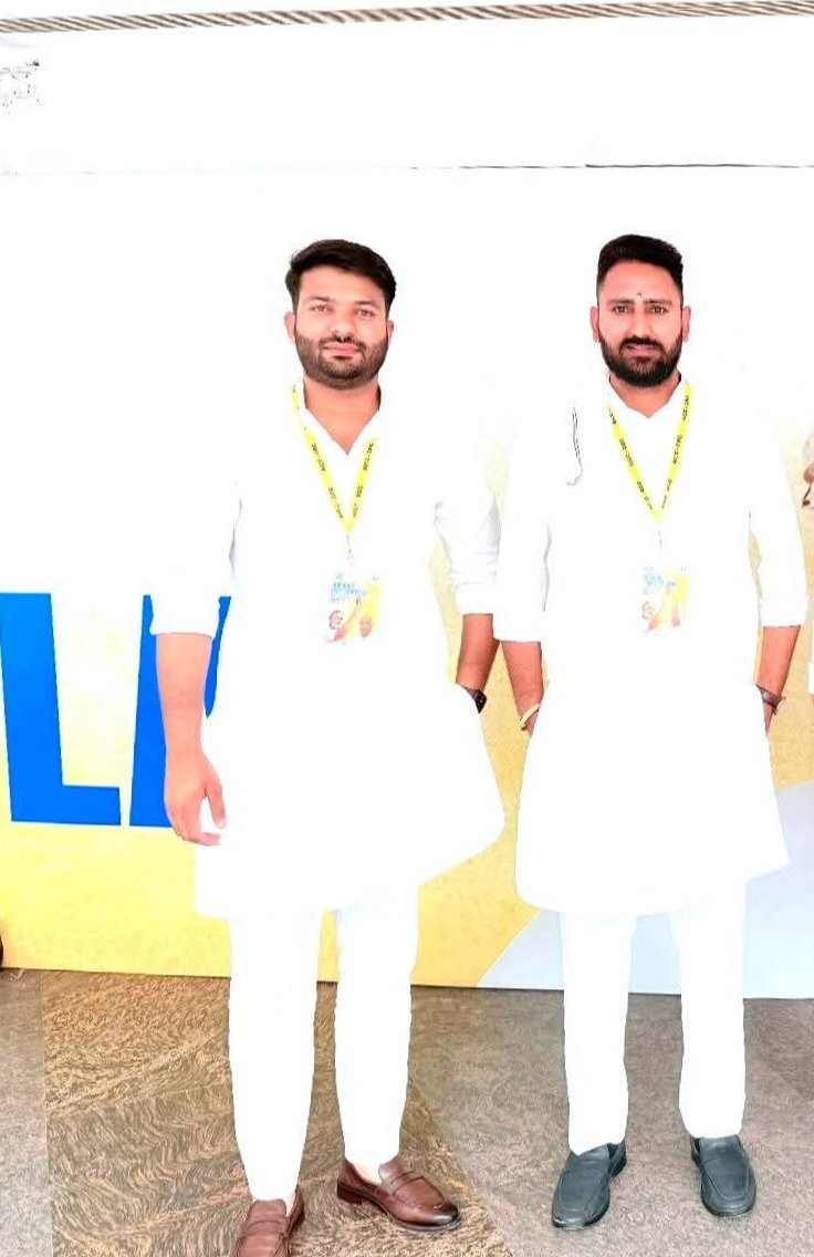 भाई अनिल चोपड़ा जी और उनके साथ नसीराबाद के लाडले भाई शिवप्रकाश गुर्जर जी का भरतपुर की पावन धरा पर हार्दिक स्वागत अभिनंदन 
<a href="/AnilChopra_/">𝗔𝗡𝗜𝗟 𝗖𝗛𝗢𝗣𝗥𝗔</a> <a href="/ShivprakashGjr/">Shivprakash Gurjar 🇮🇳</a>