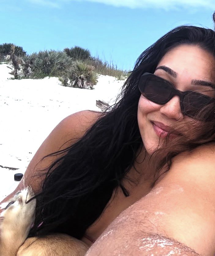 ROXANNE. ✰ tweet media