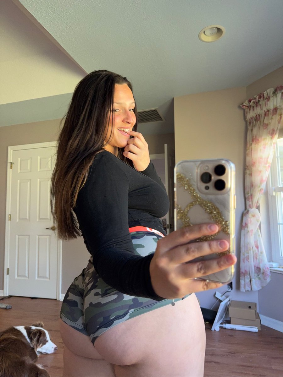 Michaela tweet media