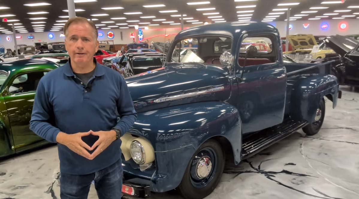 David Wallace tweet media