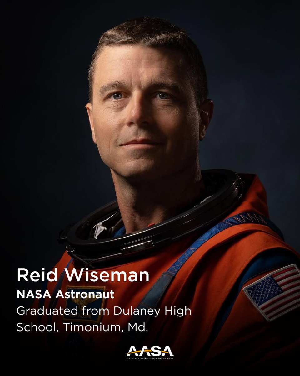 AASAHQ's tweet image. Today, as the @NASAArtemis crew travels farther from Earth than any humans in history, it’s worth noting where many of their journeys began.

Three of the four astronauts started in U.S. public schools.

📸 credit: @NASA 

#PublicSchoolProud #STEM #FutureReady (1/2)