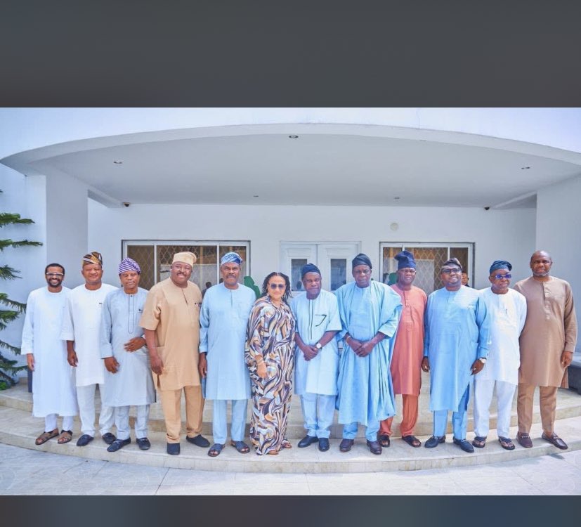 Peter Akande tweet media