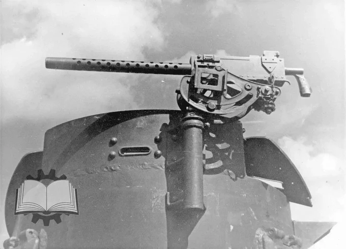 Tank_Archives's tweet image. It took months for American weapons shipped to the USSR to see combat due to widespread defects. For instance, #OTD in 1942 a report was submitted about a large number of broken Browning machine guns due to production flaws and low quality of materials. #guns #history #WW2 #WWII