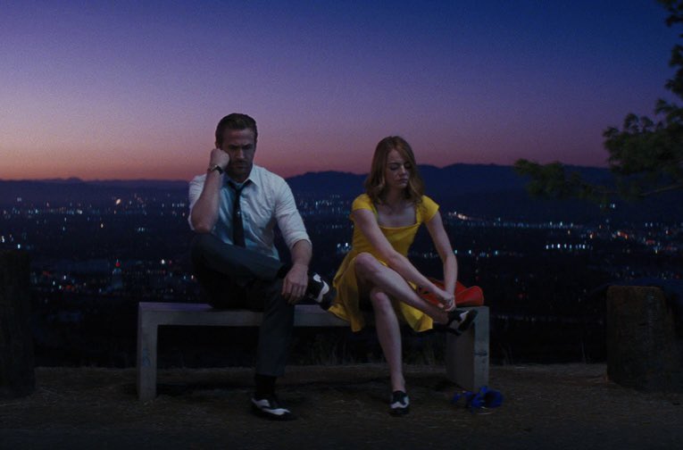 سكارف tweet media