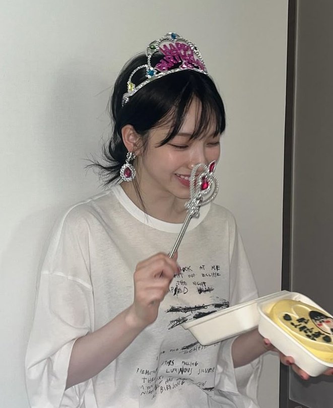 ִֶָ birthday girl !! 🌷 tweet media