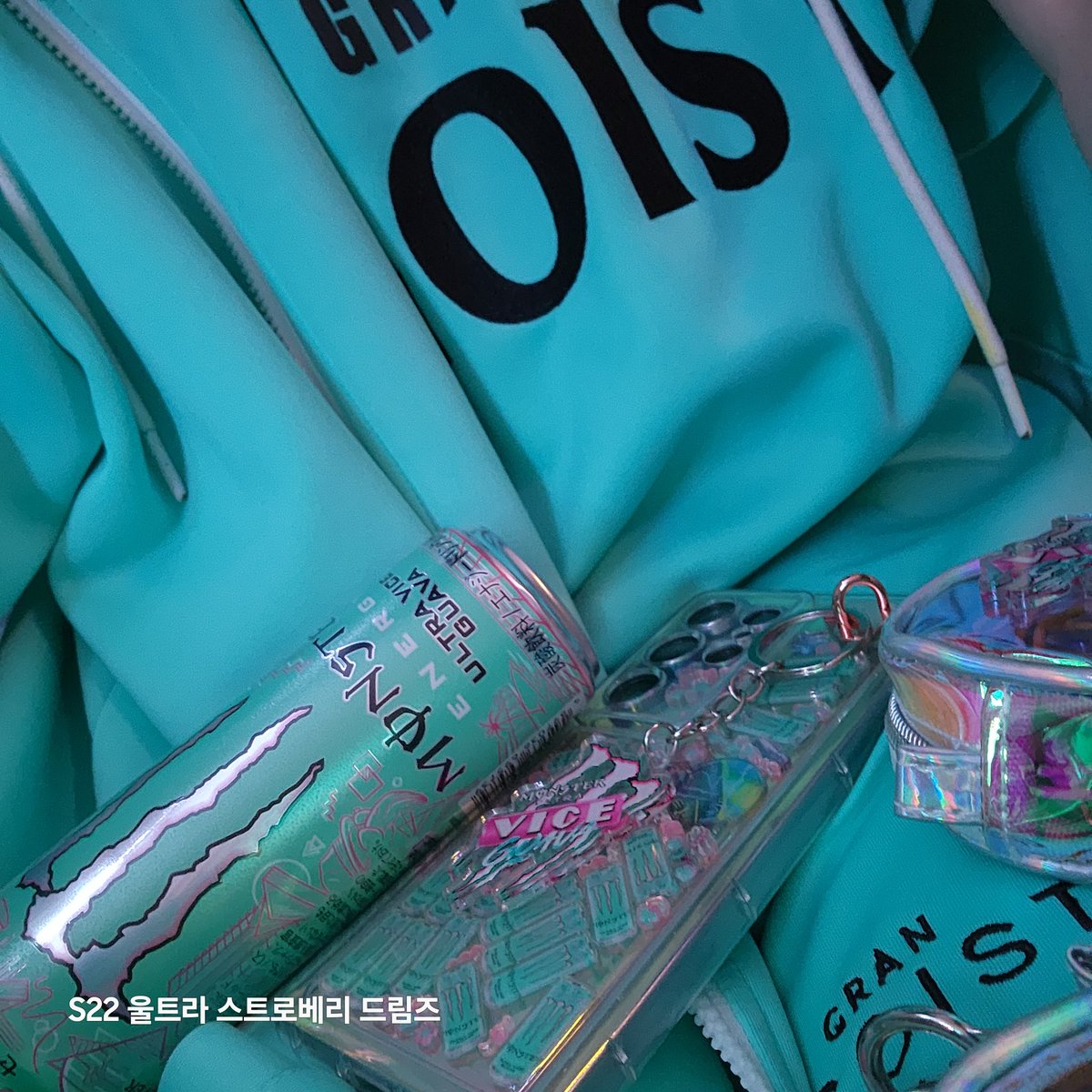 あかな_112　@ReV tweet media