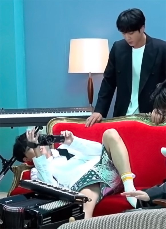 choko⁷ ᶜ⁰ᵐᵐˢ ᵒᵖᵉⁿ tweet media