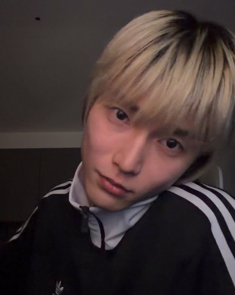 Aimmy_on tweet picture