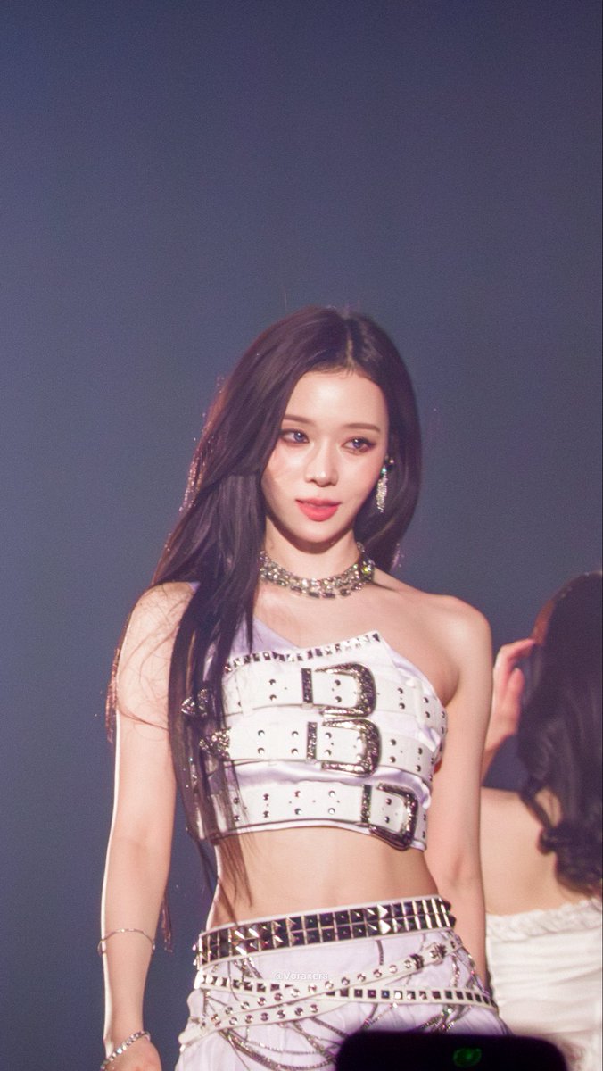 𝗶𝗺𝗻𝗶𝗰𝗲𝗯𝗹𝘂𝘂𐙚 tweet media