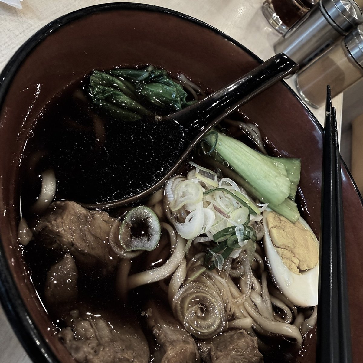 ⓘ `★，月光下的 “王奕翔” 档案。 tweet media