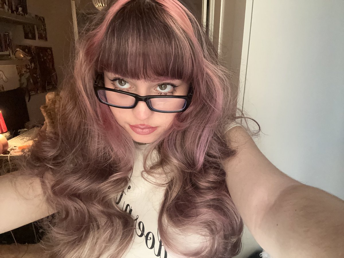  ♱ 𝓱o𝑙y┈𝕯𝙾𝙶 . ⁺ 𝄞 tweet media