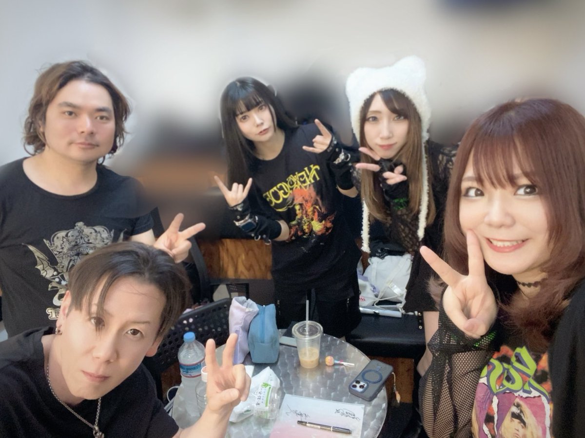 mami96drums's tweet photo. 土曜日は妄想レプリカントさんのサポートでLUPINUS ROCK FESTIVAL 2026 @ 渋谷GARRETでした！
ルピナスもGARRETも出られてめちゃくちゃ嬉しかったです！！
みなさま盛り上がってくださり本当にありがとうございました！この日のメンバーにも感謝です！楽しかった！！😊✨ https://t.co/zbmDppTzQZ