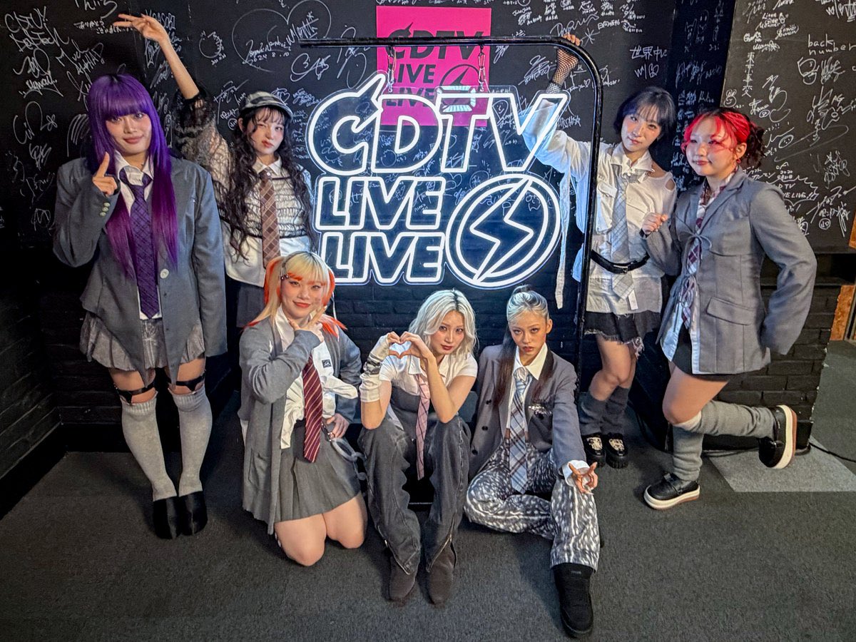 ユ ア ン tweet media