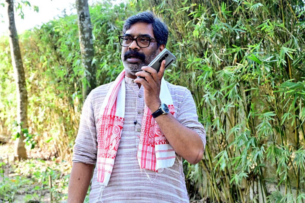 Hemant Soren tweet media