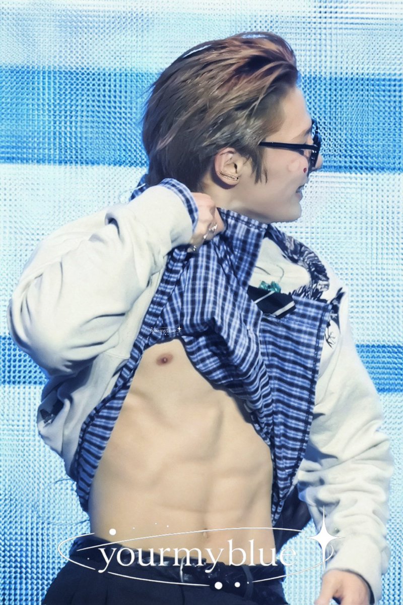 yourmyblue tweet media