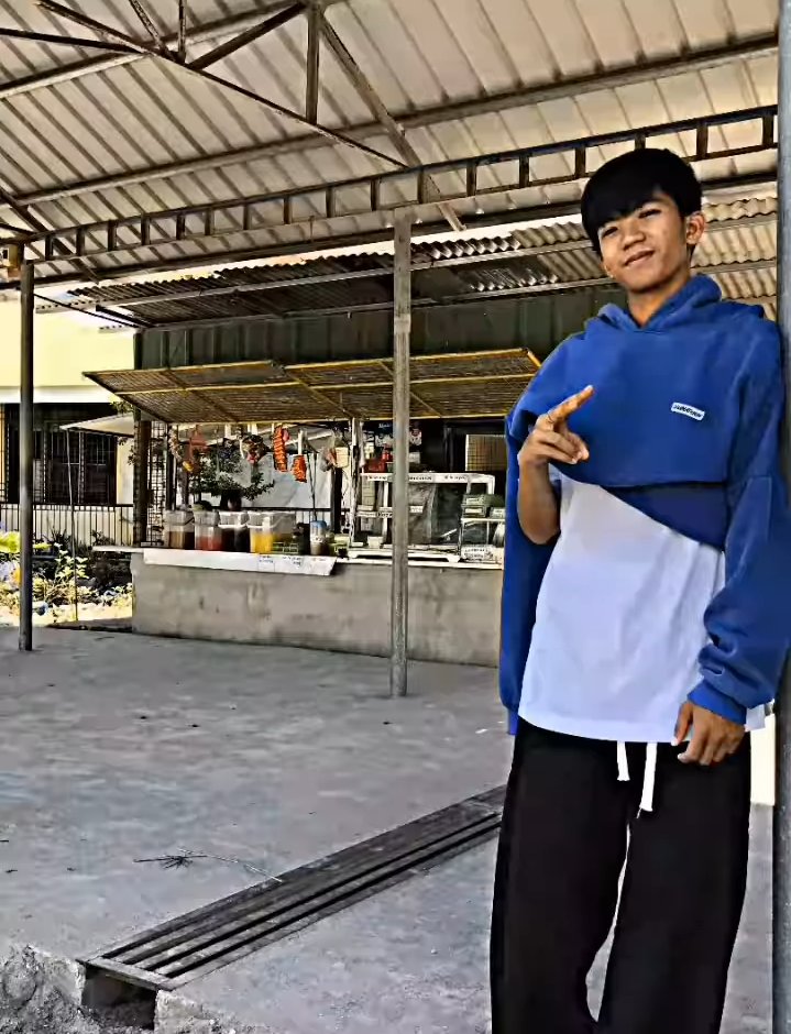 ‼️TW : ANIMAL ABUSE 

NO WORDS CAN CAPTURE HOW VILE THESE PEOPLE ARE! PASIKATIN TONG MGA ANIMAL ABUSER NA TO! 

FB ACCOUNTS :
Rain Tañega
Katrina Joy Miclat 
Ocampo Reyes
Ivan Nikko Hipolito
Jhanella Tañega Ocampo

VID :
drive.google.com/file/d/1Fg99SH…