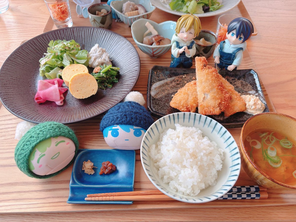 旅のお昼ご飯たち🥹✨
岩井窯さんの土鍋豆腐チゲ！熱々で程よく辛くて美味しかった〜！！！
お店の方には人懐っこくて大きいわんちゃん🐶がいてめちゃくちゃ撫で回させてもらった✌️
2日目はリベルタさん！肉厚アジフライが本当に美味しい！！！イベントの話もしてのんびり楽しい時間を過ごした☺️🙏✨