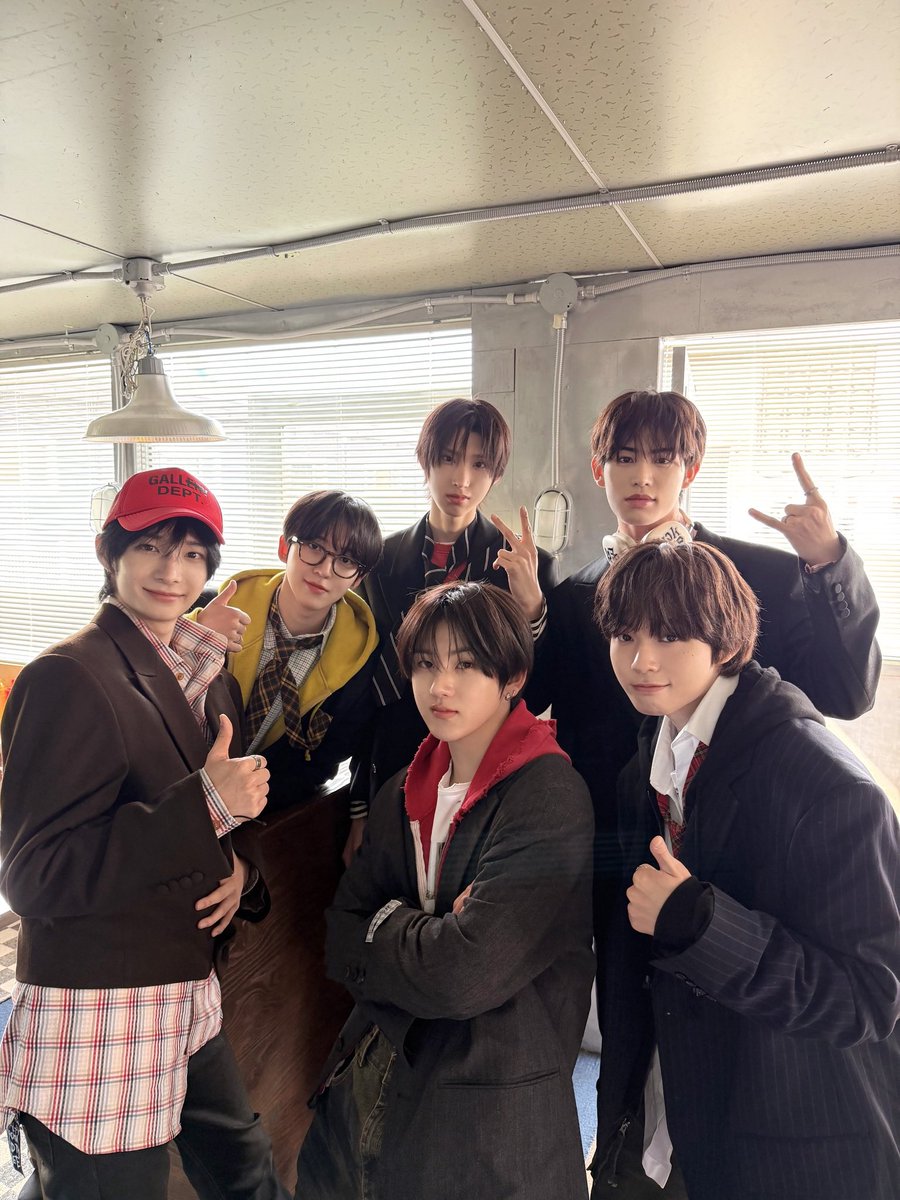 KickFlip tweet media