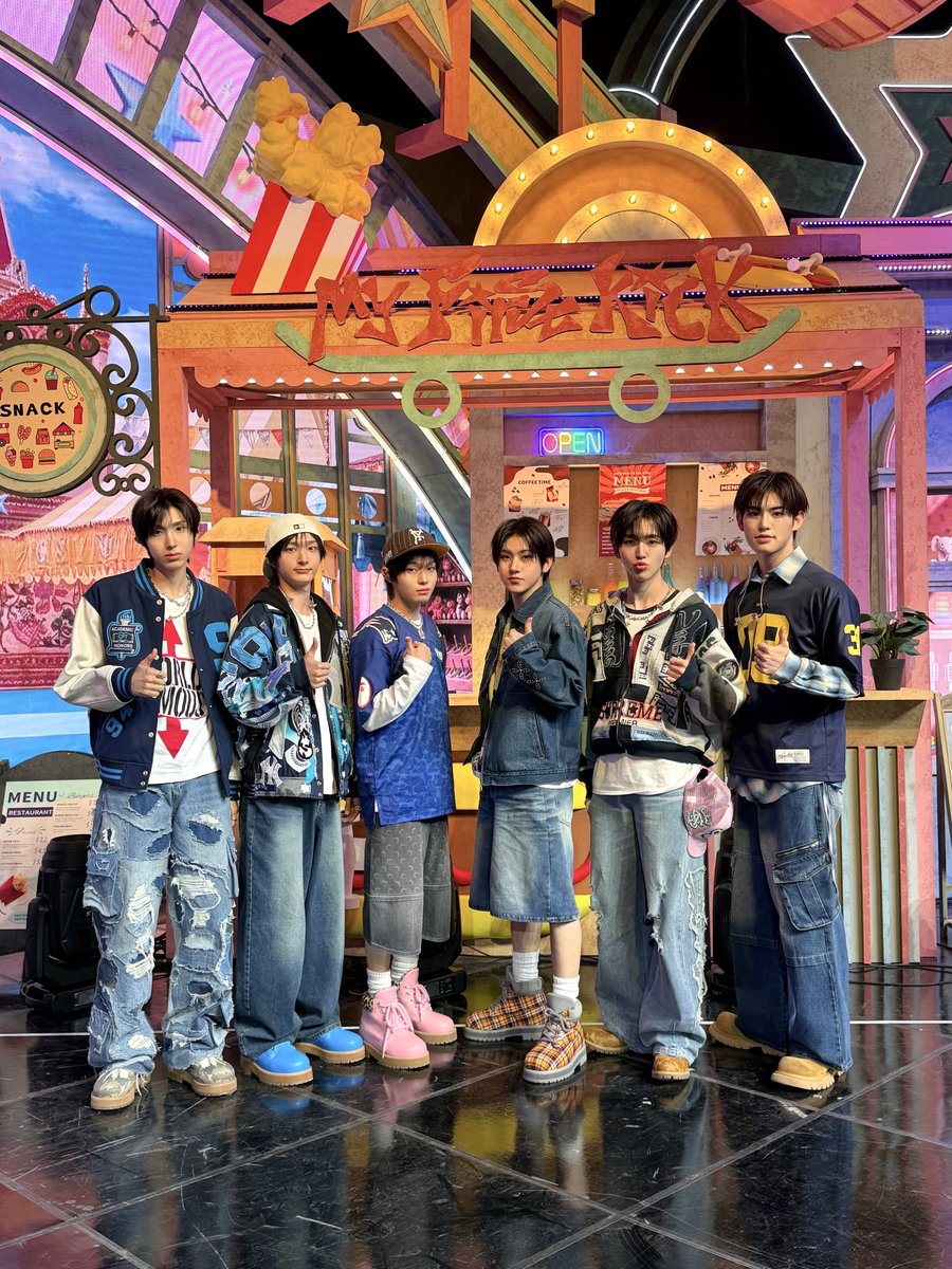 KickFlip tweet media