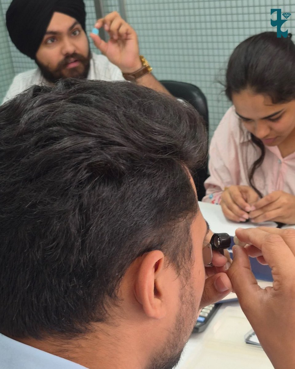 JKDIGJ's tweet image. Don't just look at gemstones-learn to read them.

Join @jkdigj
(1/3)
 
#Gemology #GemstoneKnowledge #JewelryEducation #DiamondLearning #GemologyStudents