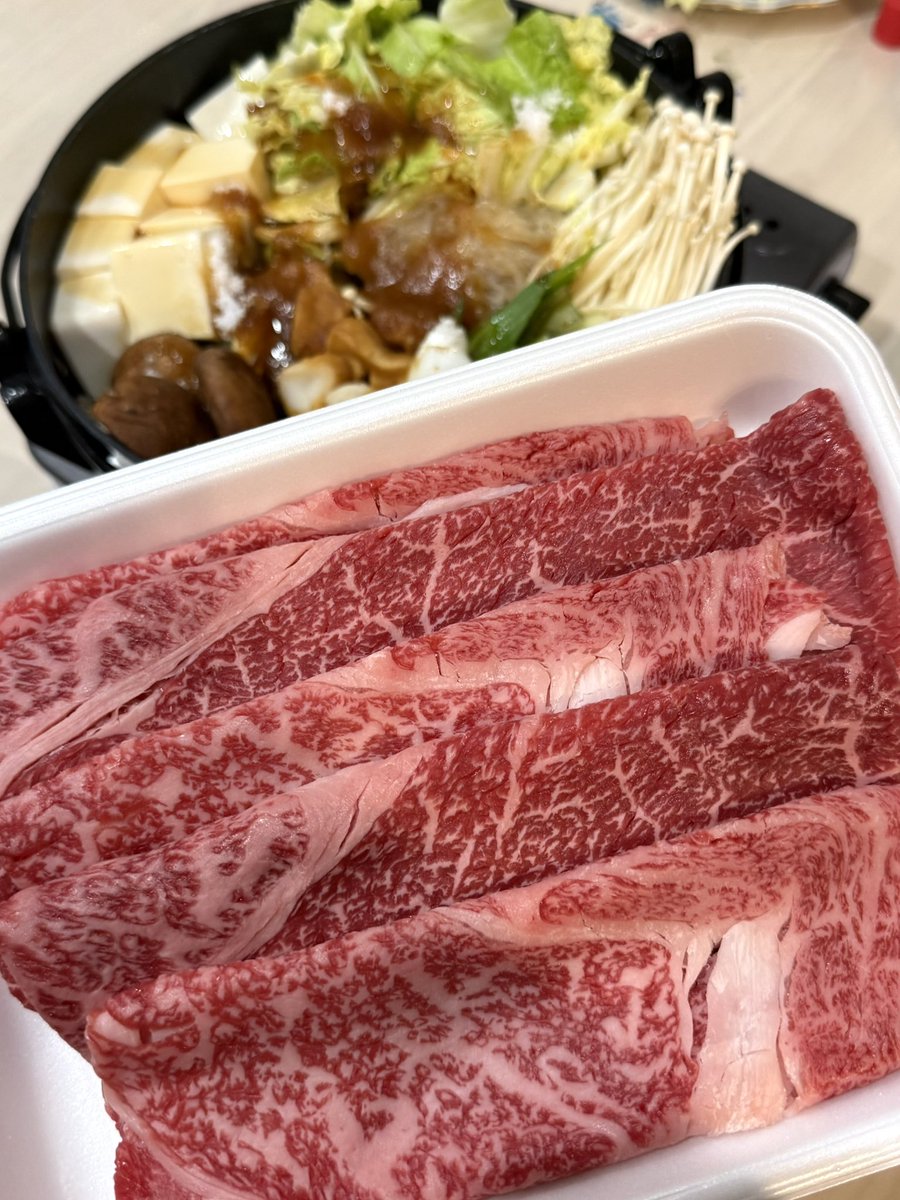 ぽむらん tweet media