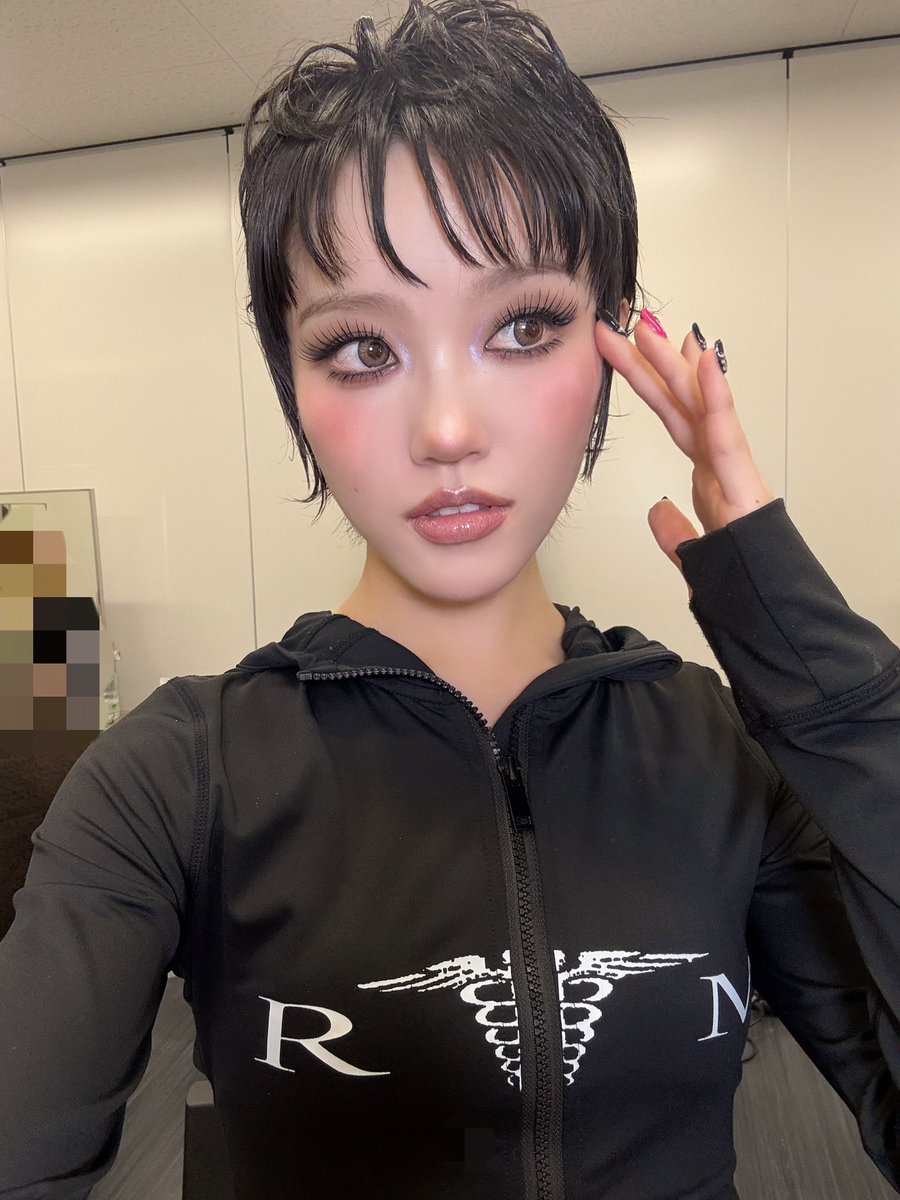 hourly xg chisa tweet media