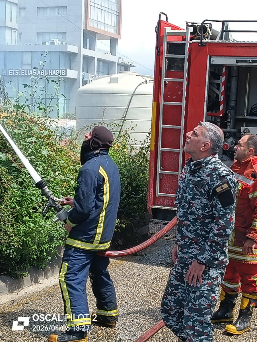 beirut_fire's tweet photo. بتاريخ ٢٠٢٦/٠٤/٠٦  عملت فرقة من فوج إطفاء بيروت مركز الكرنتينا على إطفاء حريق نفايات تحت جسر المشاة و لوحة اعلانية  في برج حمود  اقتصرت الاضرار على الماديات .
#فوج_إطفاء_ بيروت
#بلدية_بيروت
#مركز_الكرنتينا https://t.co/iA7YhCAUDl