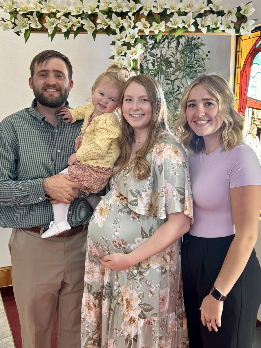 PheasantBabe tweet media