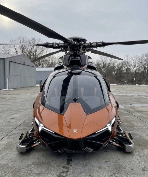 PECULIAR tweet media