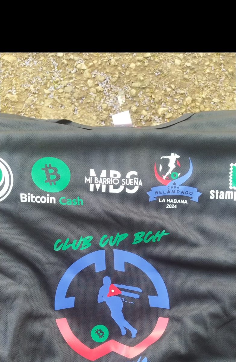 RelampagoCupBCH's tweet photo. ⏰ < 12 HOURS LEFT. Club Cup BCH 2026. Havana. 2.50 BCH. 

Help us to make it happen!

👉 https://t.co/WDJdJkjCQg @fundmecash 

@SeleneWallet  @cashstamps  ⚽🇨🇺🔥 

#BCH #BitcoinCash https://t.co/iSRzY4iy3X