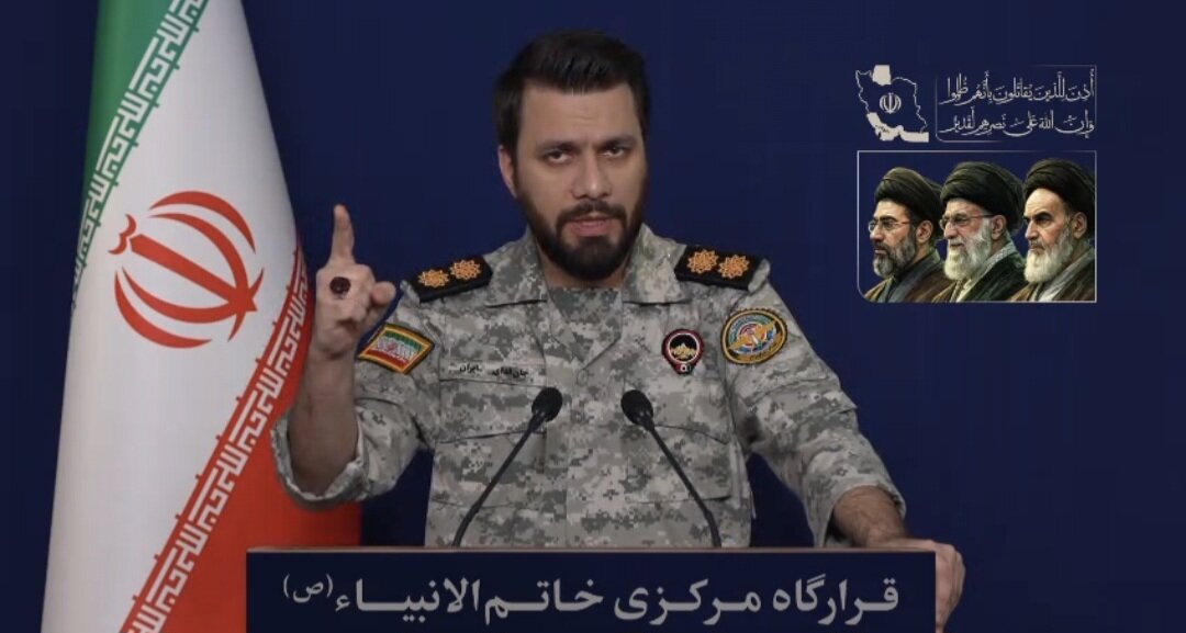 *✨سپاہ پاسداران انقلاب اسلامی کے شعبہ تعلقات عامہ* کے مطابق ایک امریکی ہیلی کاپٹر بردار بحری جہاز کو میزائلوں کا نشانہ بنایا گیا جس کی وجہ سے وہ پیچھے ہٹنے پر مجبور ہوا۔