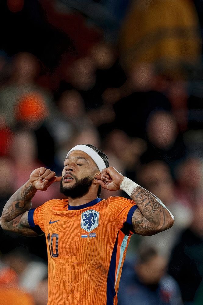 Ro.pei13 tweet media