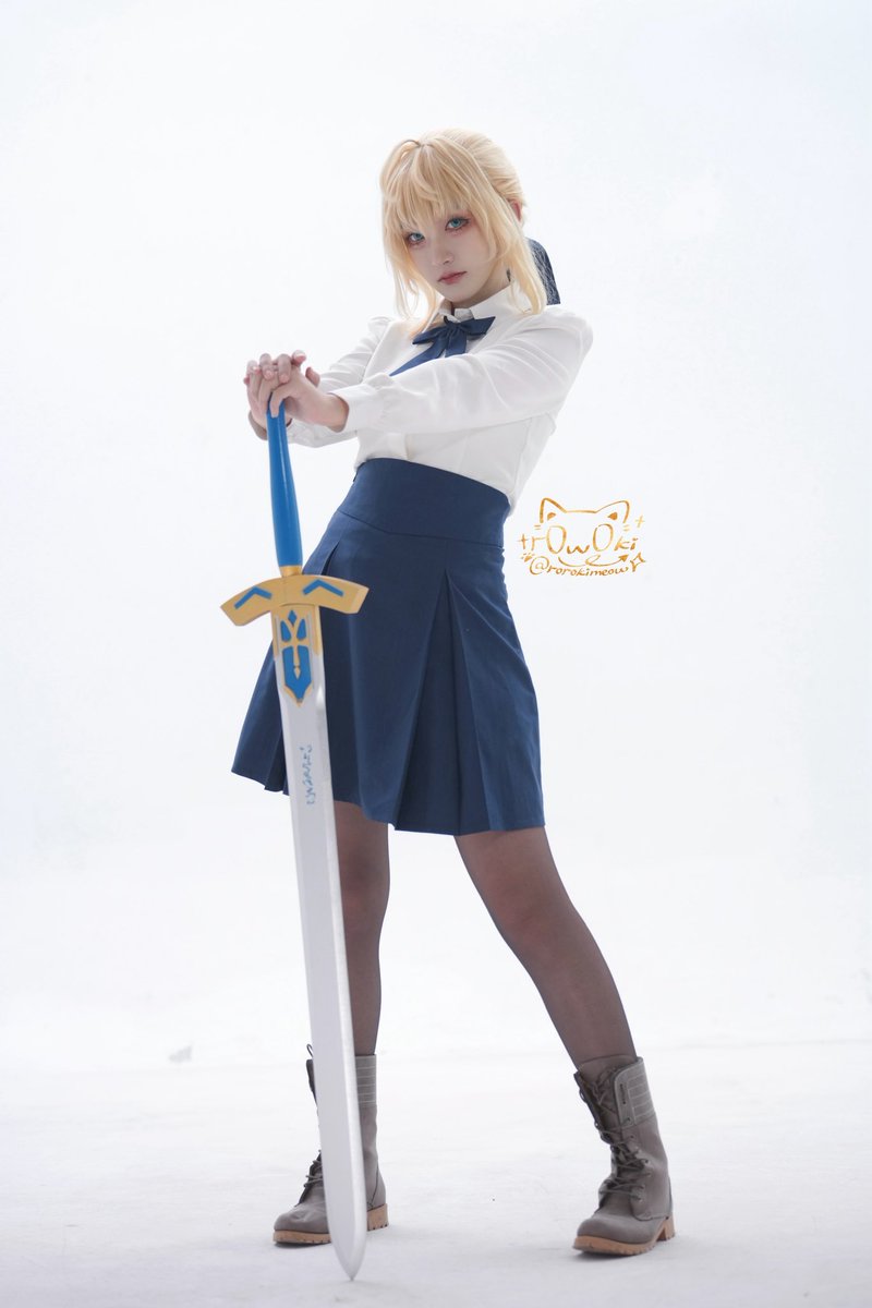 rorokimeow's tweet photo. Artoria Pendragon 🗡️

#cosplay #コスプレ #fgo #saber #rorokimeow https://t.co/v3L3VVQ6ny