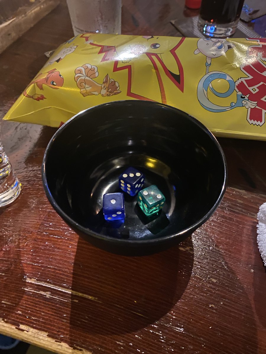 あやこ tweet media