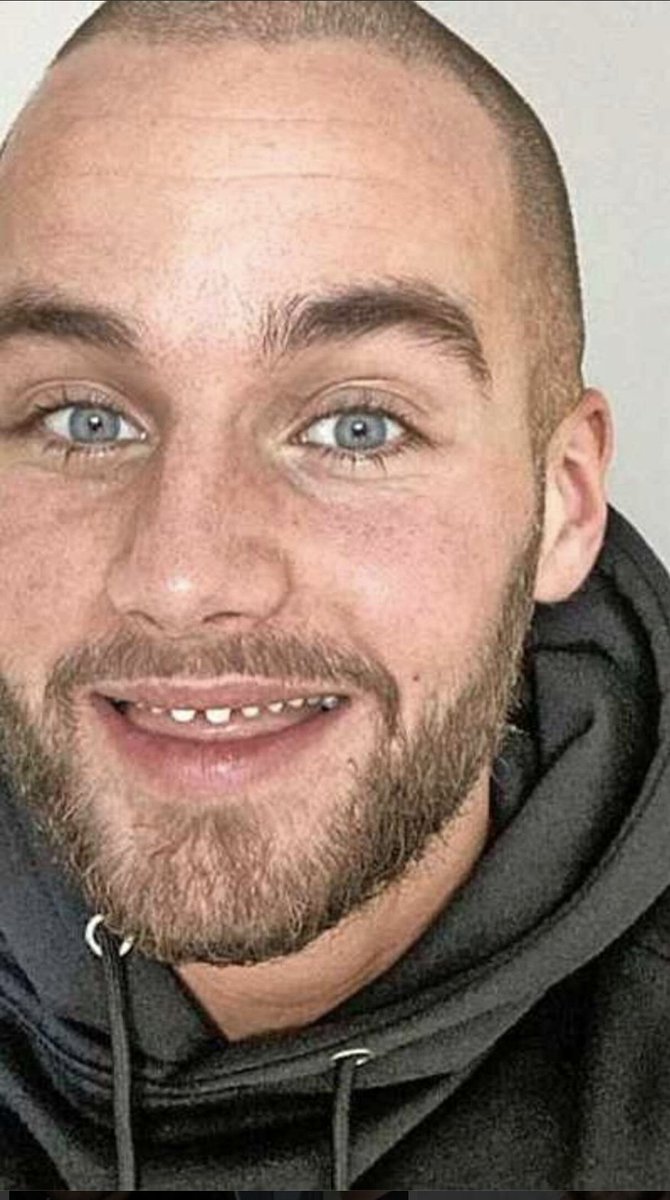 卄𝐎ù𝔰ε 𝐨𝔣 ℙoє𝐌 _ tweet media