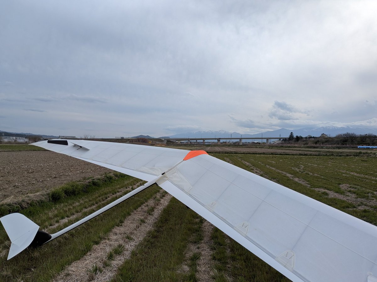 atosvq's tweet photo. 足尾からクロカン、176km
燕は雲底950mだったが、進むとだんだん良くなって、本宮でmax1900m
https://t.co/MVn6SL6oYj https://t.co/XwD8mXmucC