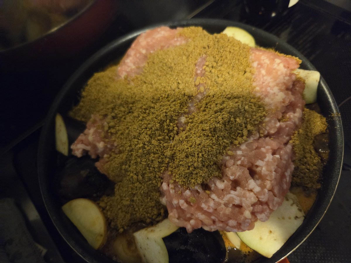 アルミウラ tweet media