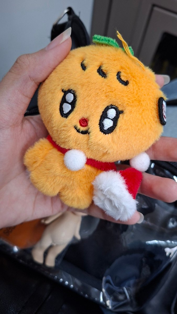 juanunu_ | pengen punya kebun jeruk🍊 tweet media