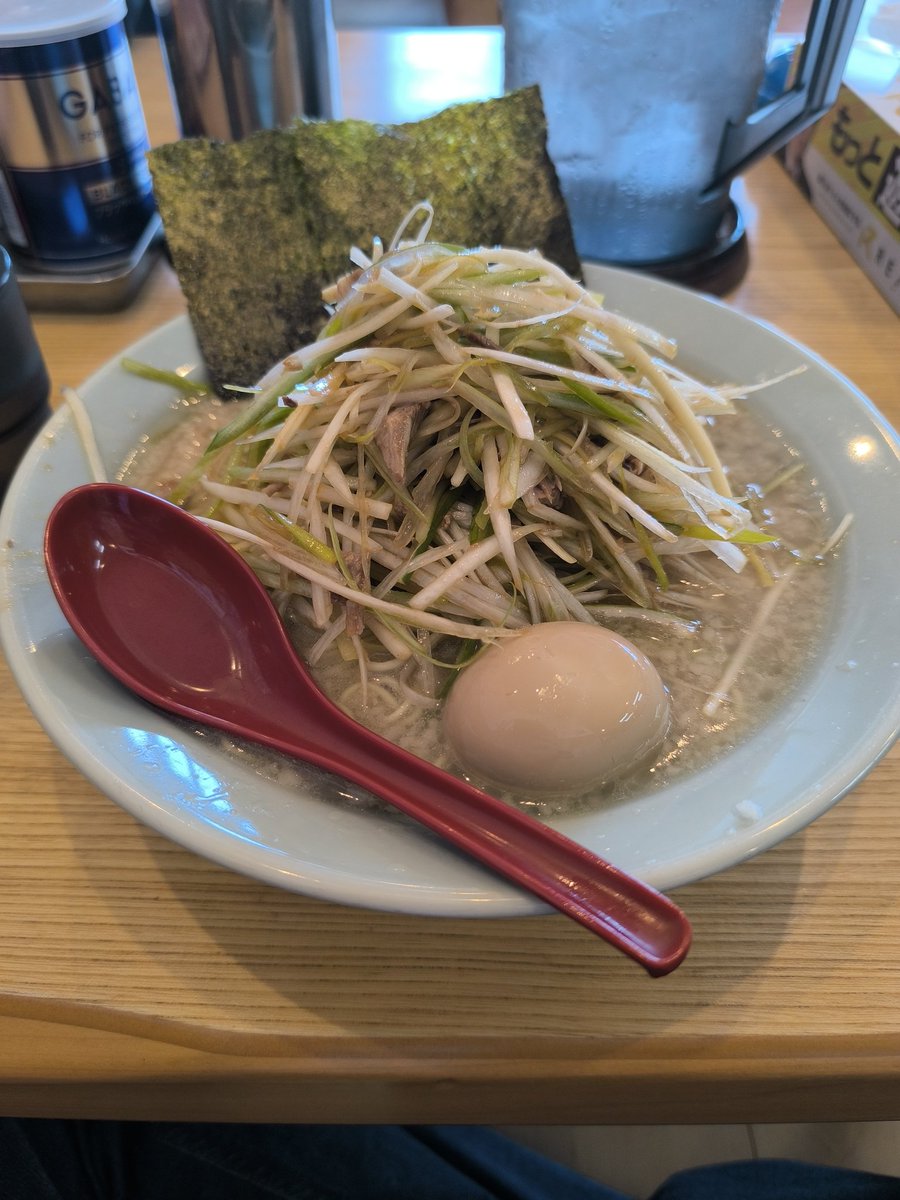 bonryo's tweet photo. 久々のラーショに嫁さんと2人きりで行ってきましたく(｀･ω･´) https://t.co/buU3hCcK7a