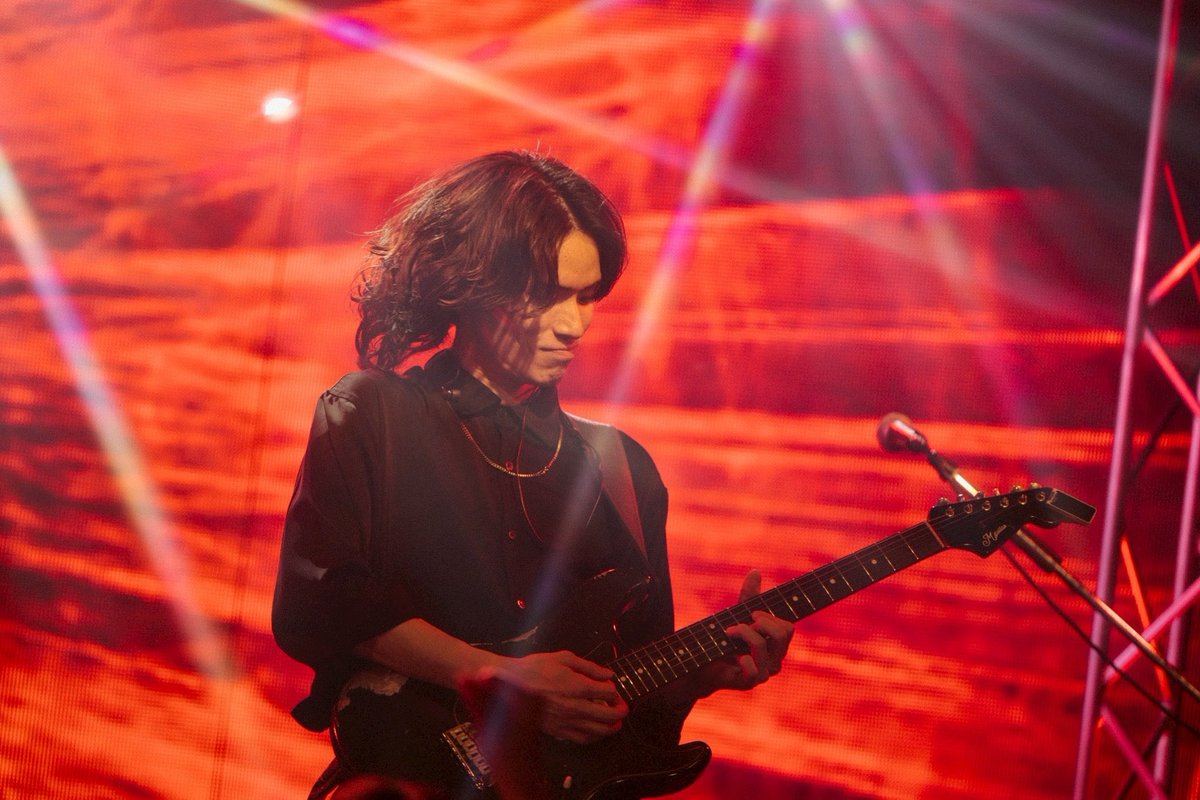 ASTLIGHT_jp's tweet photo. 🎉🎊Happy birthday🎉🎊

本日！ASTLIGHTギター🎸
花城 伸昌（ノブ）の誕生日！㊗️

@nobu_ASTLIGHT https://t.co/XElL2etDQI