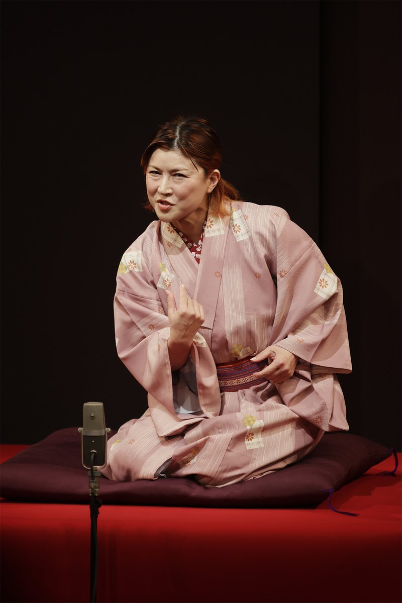 渋谷らくご tweet media